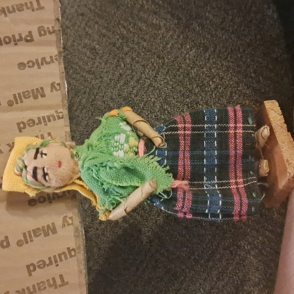 Handmade doll South America woman - Picture 2 of 3